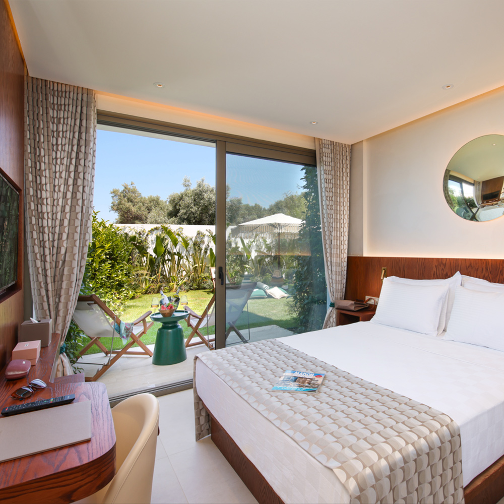 The-Xon-Hotel-Bali-Room